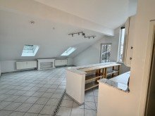 Blick zum Wohn - offenen K�chenbereich Provisionsfrei - Dachgescho�wohnung mit TG Stellplatz - Chance f�r Kapitalanleger