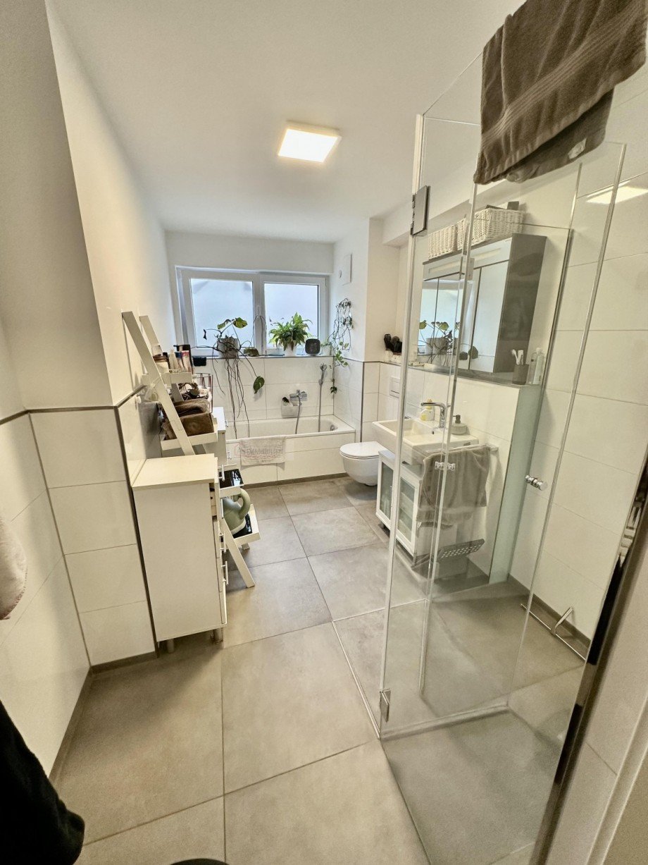 Bad Erdgeschosswohnung Bergkirchen