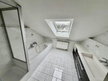 Bad Provisionsfrei - Dachgescho�wohnung mit TG Stellplatz - Chance f�r Kapitalanleger