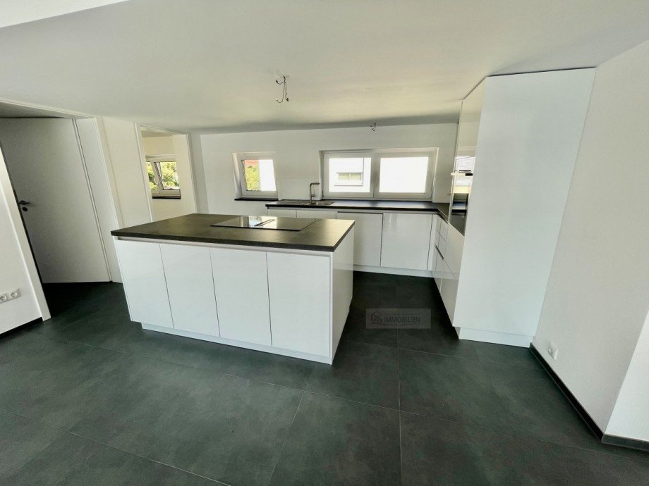 K�che.. Dachgeschosswohnung Gr�felfing