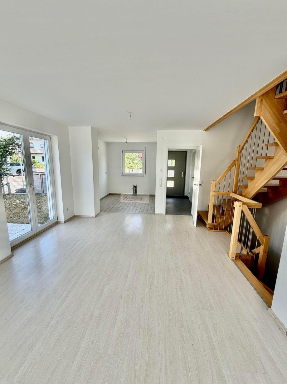 Blick zur K�che hin Doppelhaush�lfte Eichenau