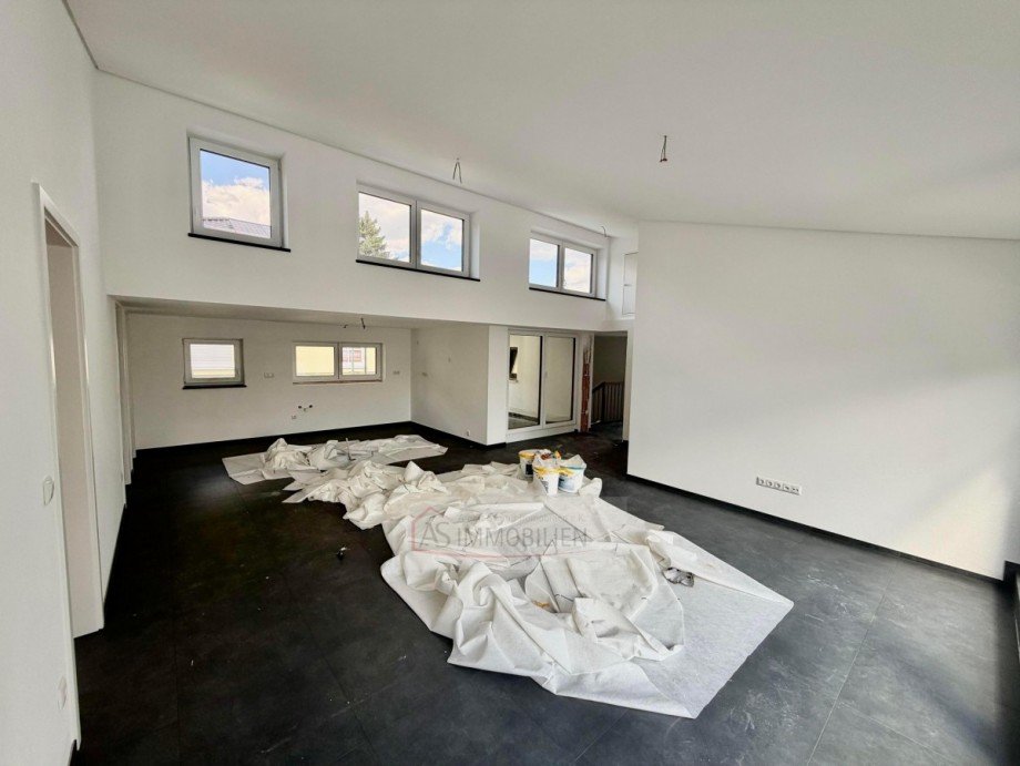 Wohn:Essimmer zur K�che und Eingangsbereich hin Dachgeschosswohnung Gr�felfing
