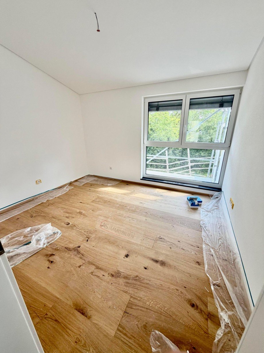 Schlafzimmer 1 Dachgeschosswohnung Gr�felfing