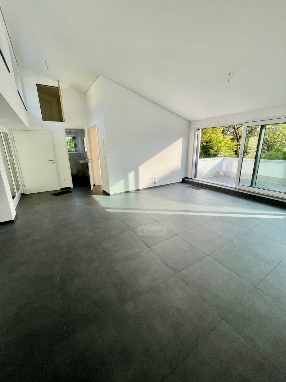 Wohn/Esszimmer Dachgeschosswohnung Gr�felfing